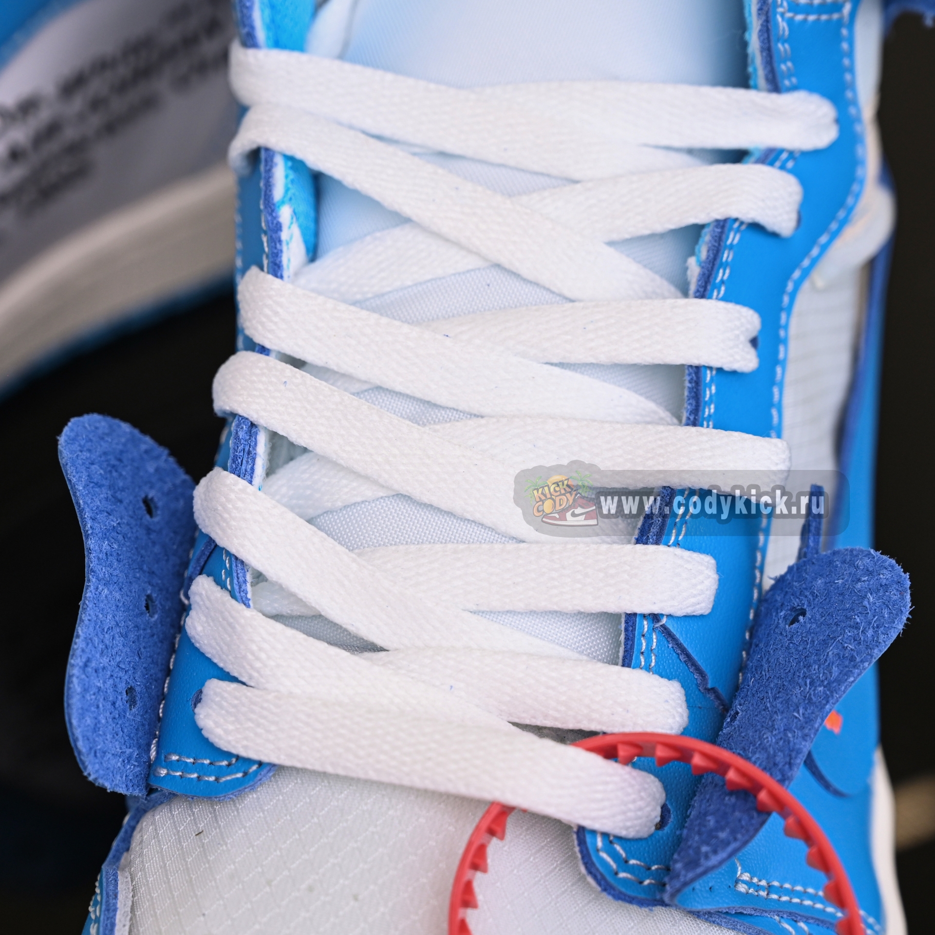 OFF-WHITE X AIR JORDAN 1 RETRO HIGH OG 'UNC'