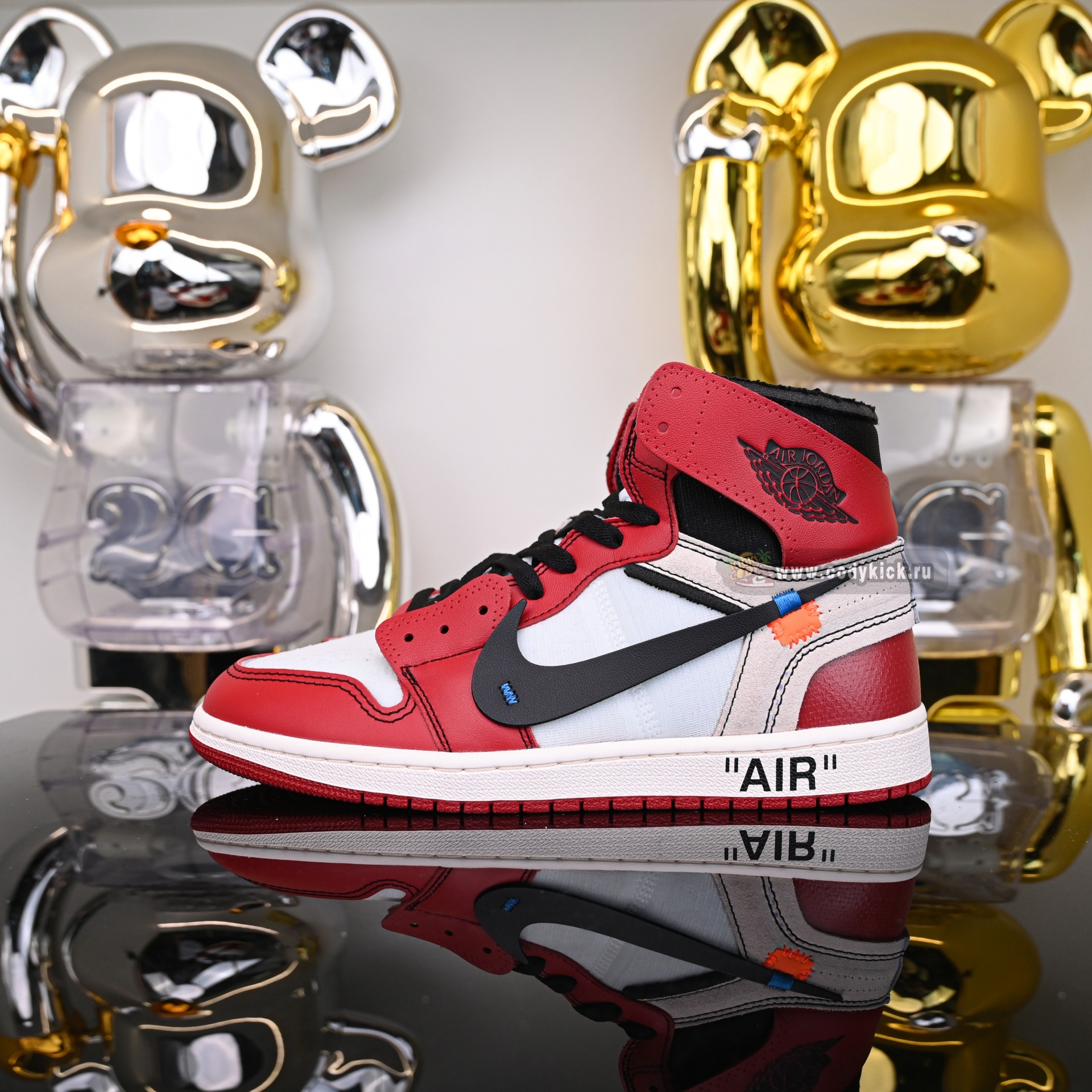 OFF-WHITE X AIR JORDAN 1 RETRO HIGH OG 'CHICAGO'