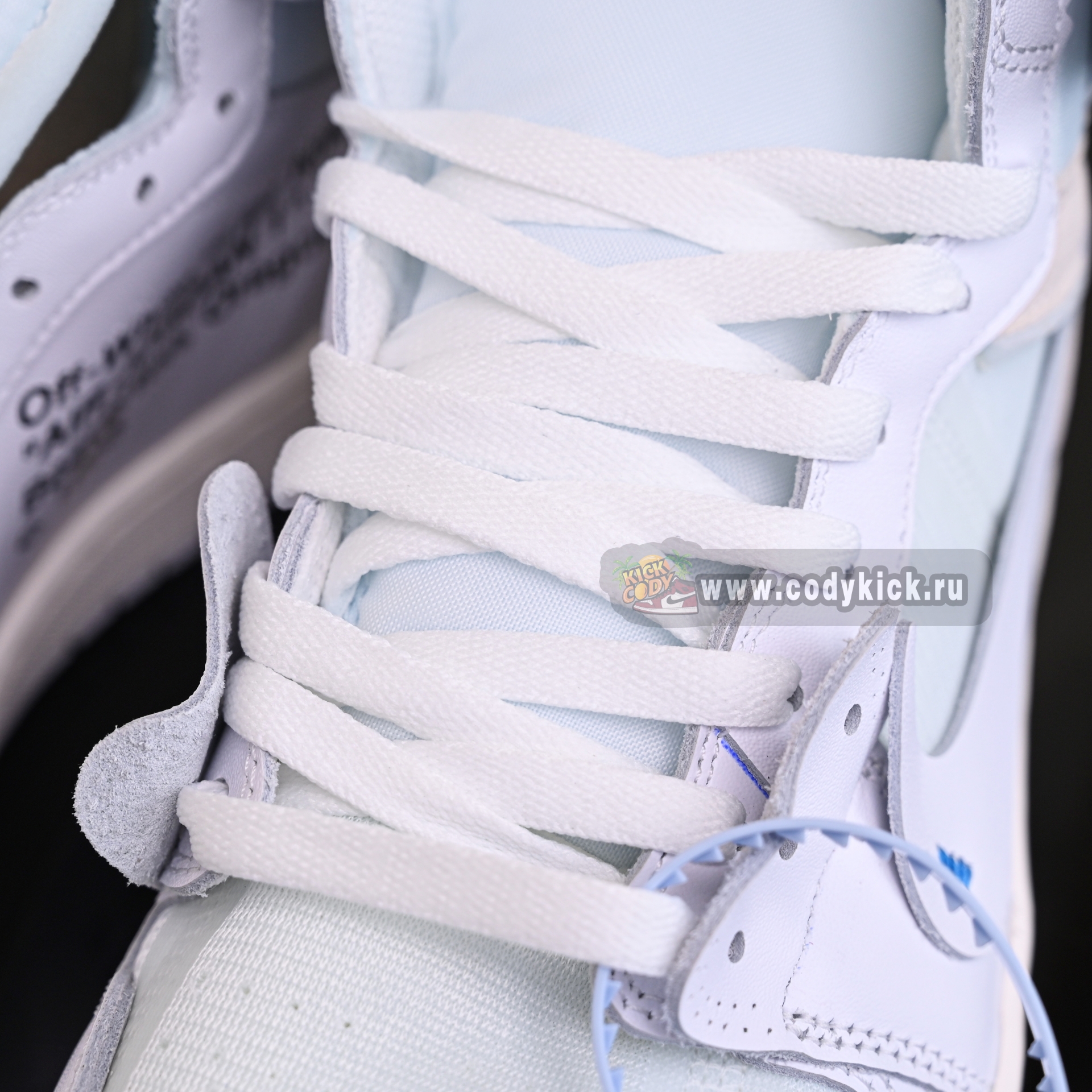 OFF-WHITE X AIR JORDAN 1 RETRO HIGH OG 'WHITE' 2018
