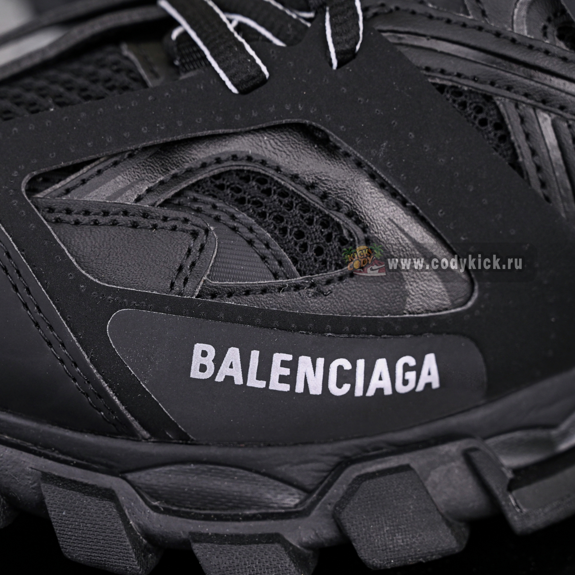 Balenciaga Track（LED）