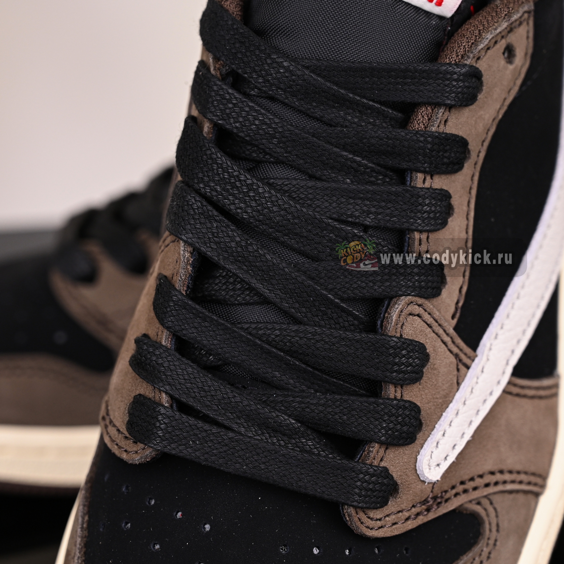 Travis Scott x Jordan Air Jordan 1 Low OG TS SP CQ4277-001