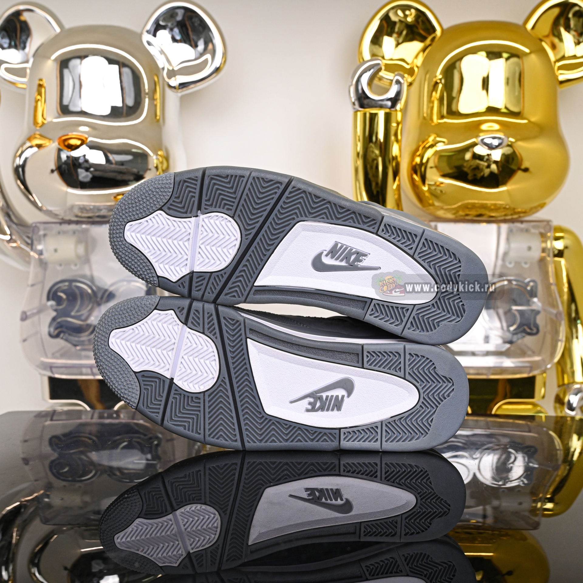 Nigel Sylvester X AIR JORDAN 4 RETRO HF4340-003