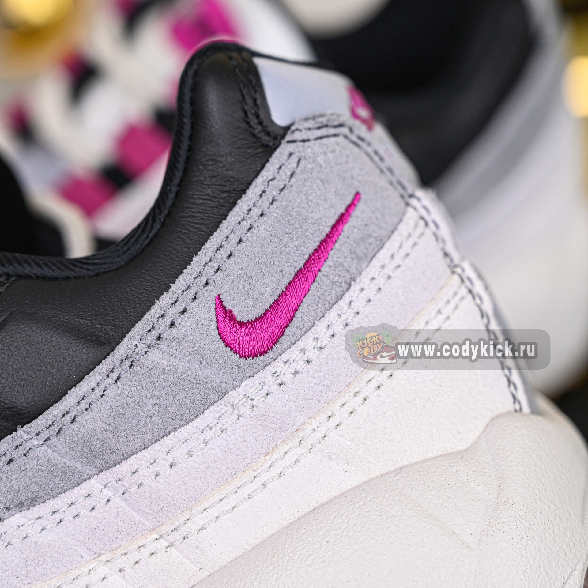 Nike SB x Air Max 95“SummitWhite/Photon Dust”  HF7545-100