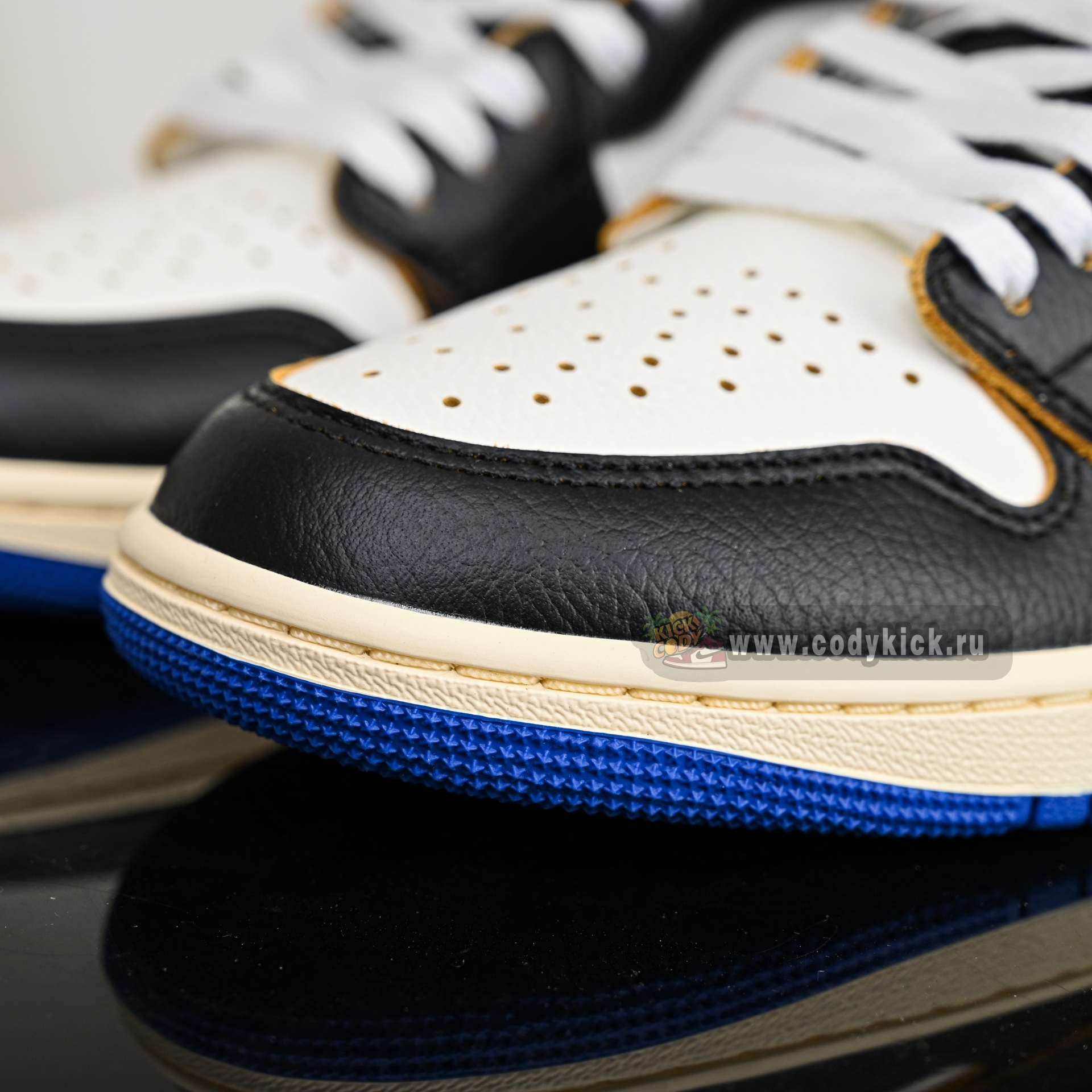 Union LA x Fragment Design x  Air Jordan 1 High OG