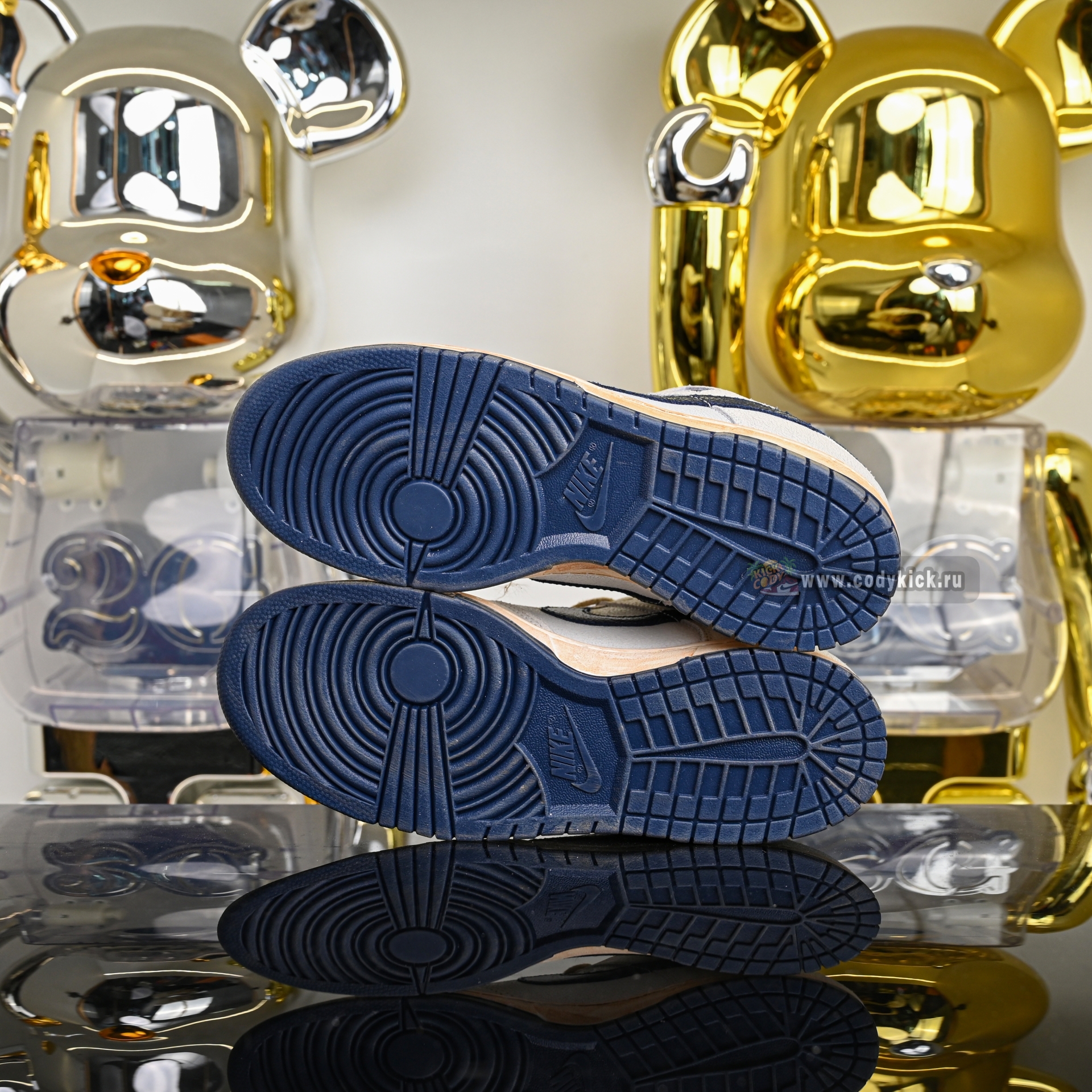 Nike x Stranger Things Dunk LowSP  IH6766-001