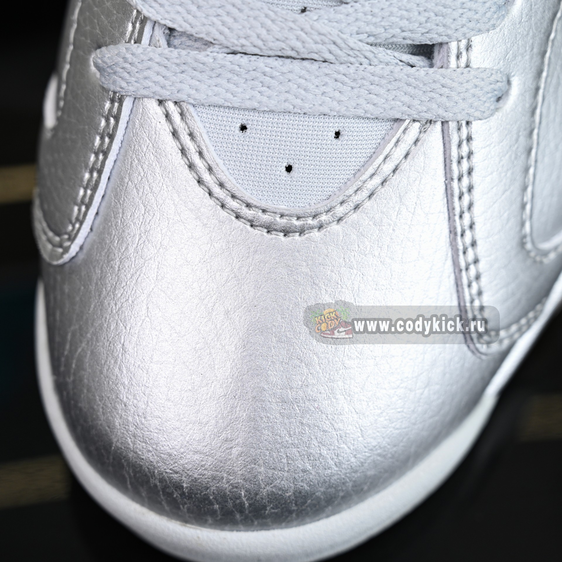 PSG x Jordan Air Jordan 6 PSG 2026  IQ5135-001