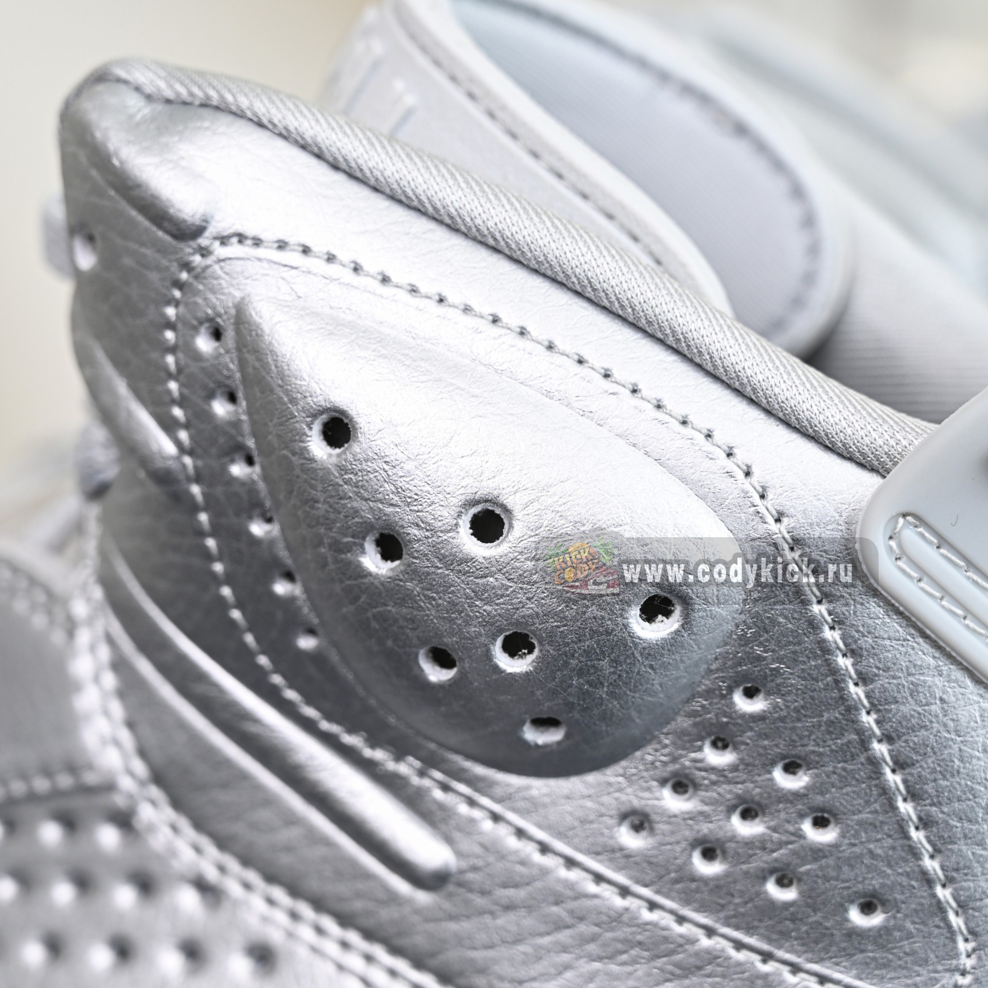 PSG x Jordan Air Jordan 6 PSG 2026  IQ5135-001