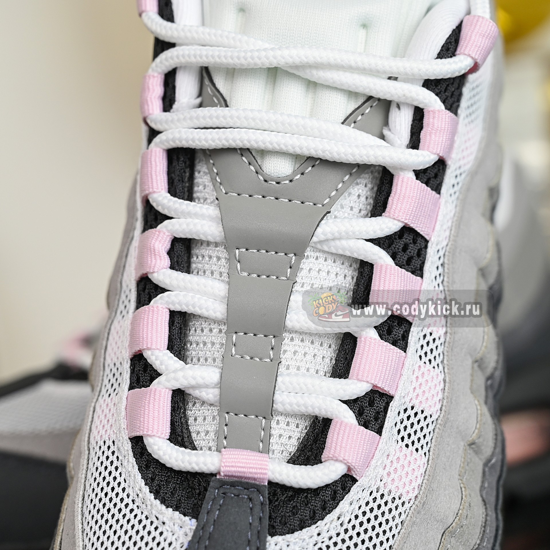 Nike Air Max 95 OG  HJ5996-001