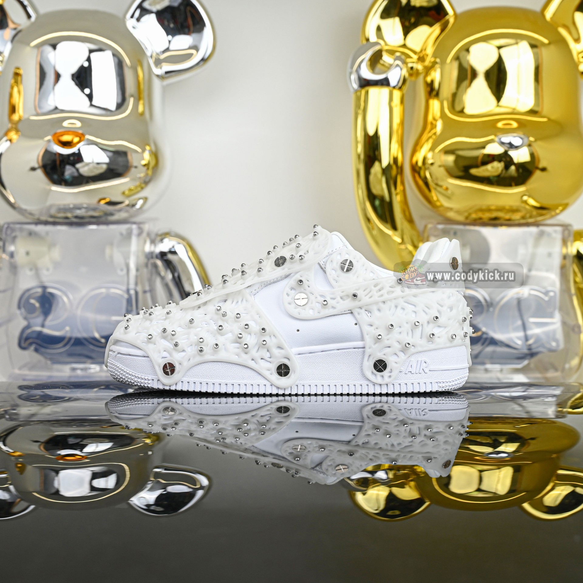 Swarovski X Nike Air Force 1 LXX  CV7668-100