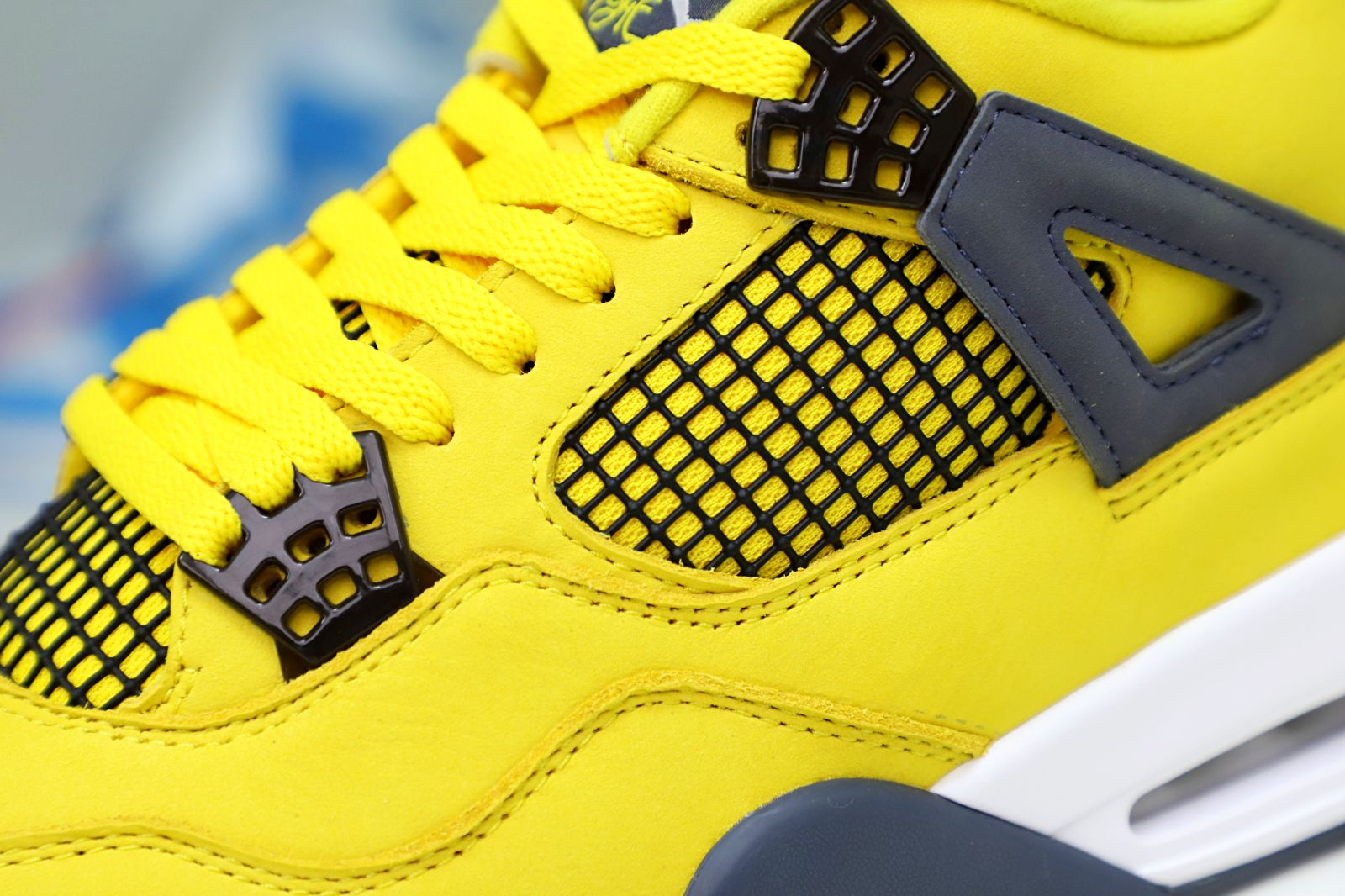 AIR JORDAN AIR JORDAN 4 RETRO 'LIGHTNING' 2021