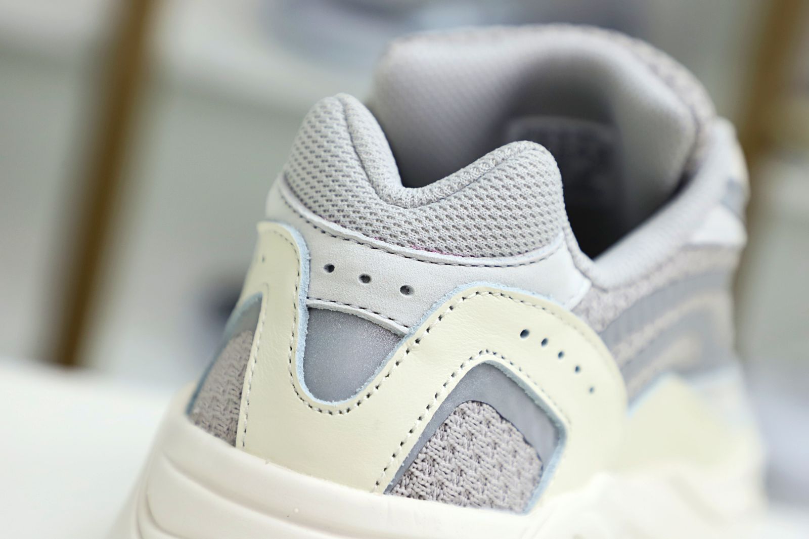 YEEZY BOOST 700 V2 'CREAM'