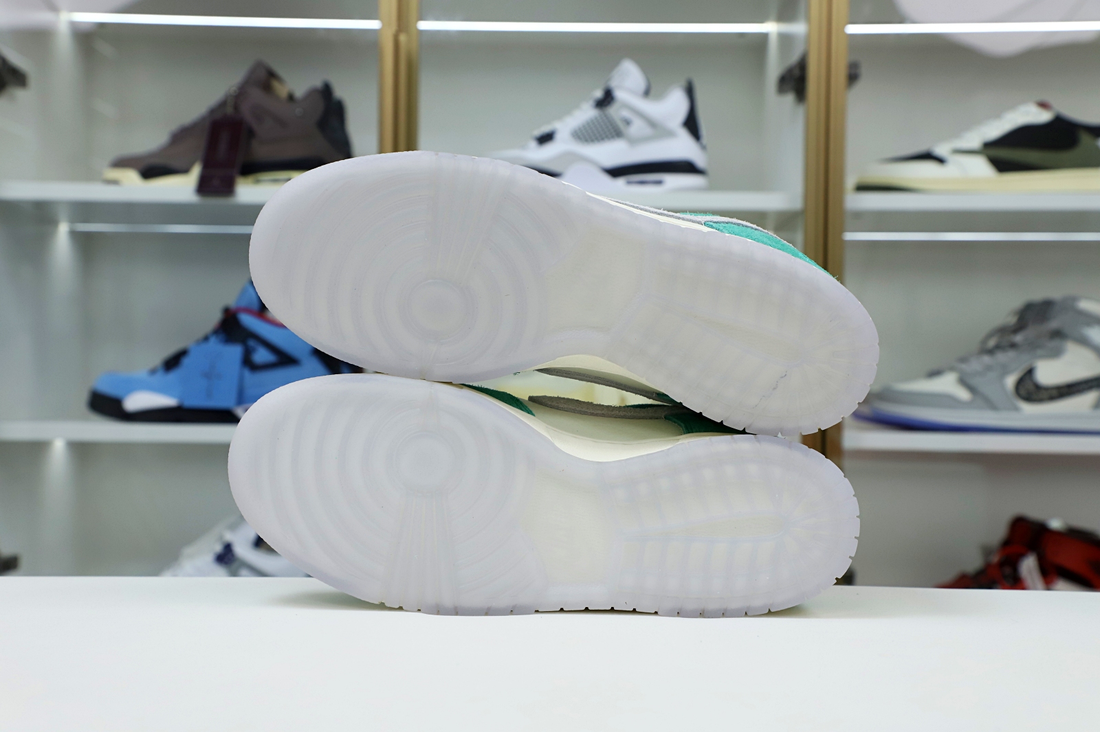 KASINA X DUNK LOW 'ROAD SIGN'