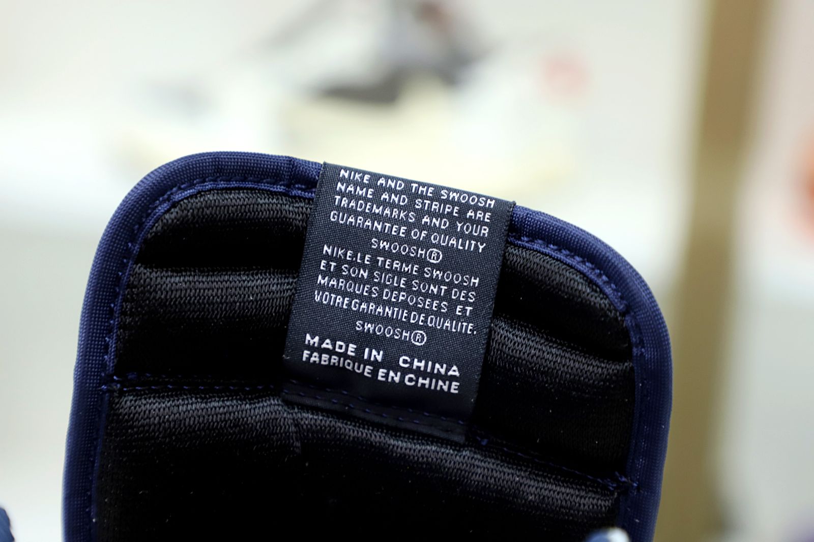 WMNS AIR JORDAN 1 RETRO HIGH OG 'BLUE CHILL'