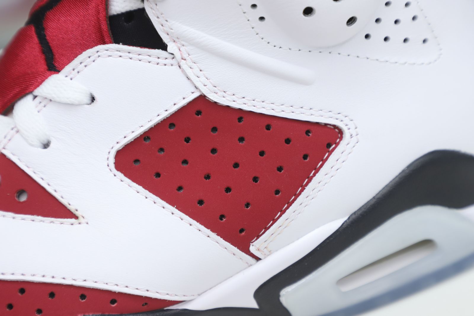 AIR JORDAN 6 RETRO OG 'CARMINE' 2021