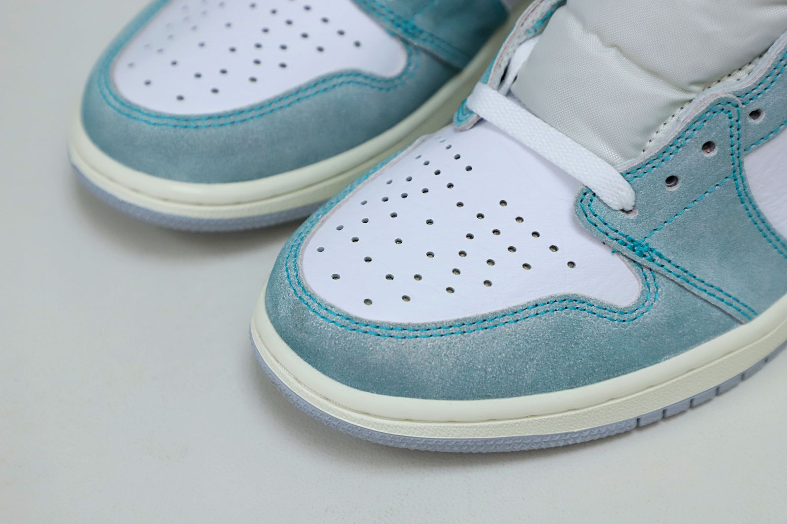 AIR JORDAN 1 RETRO HIGH OG 'TURBO GREEN'