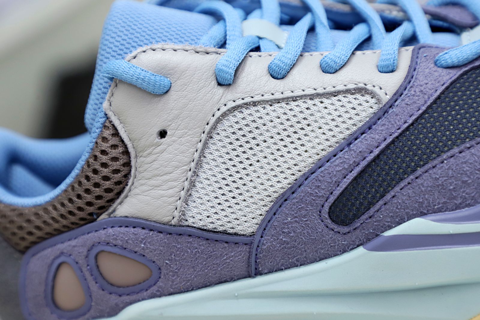 YEEZY BOOST 700 'CARBON BLUE'