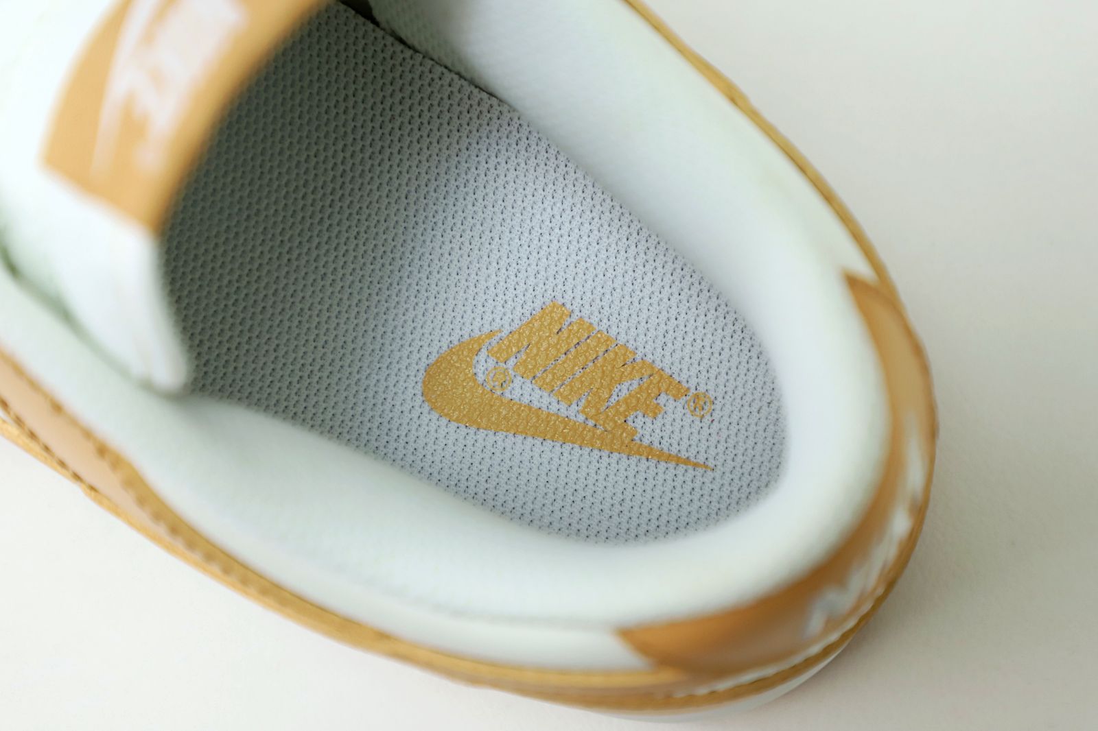 WMNS DUNK LOW 'HARVEST MOON'