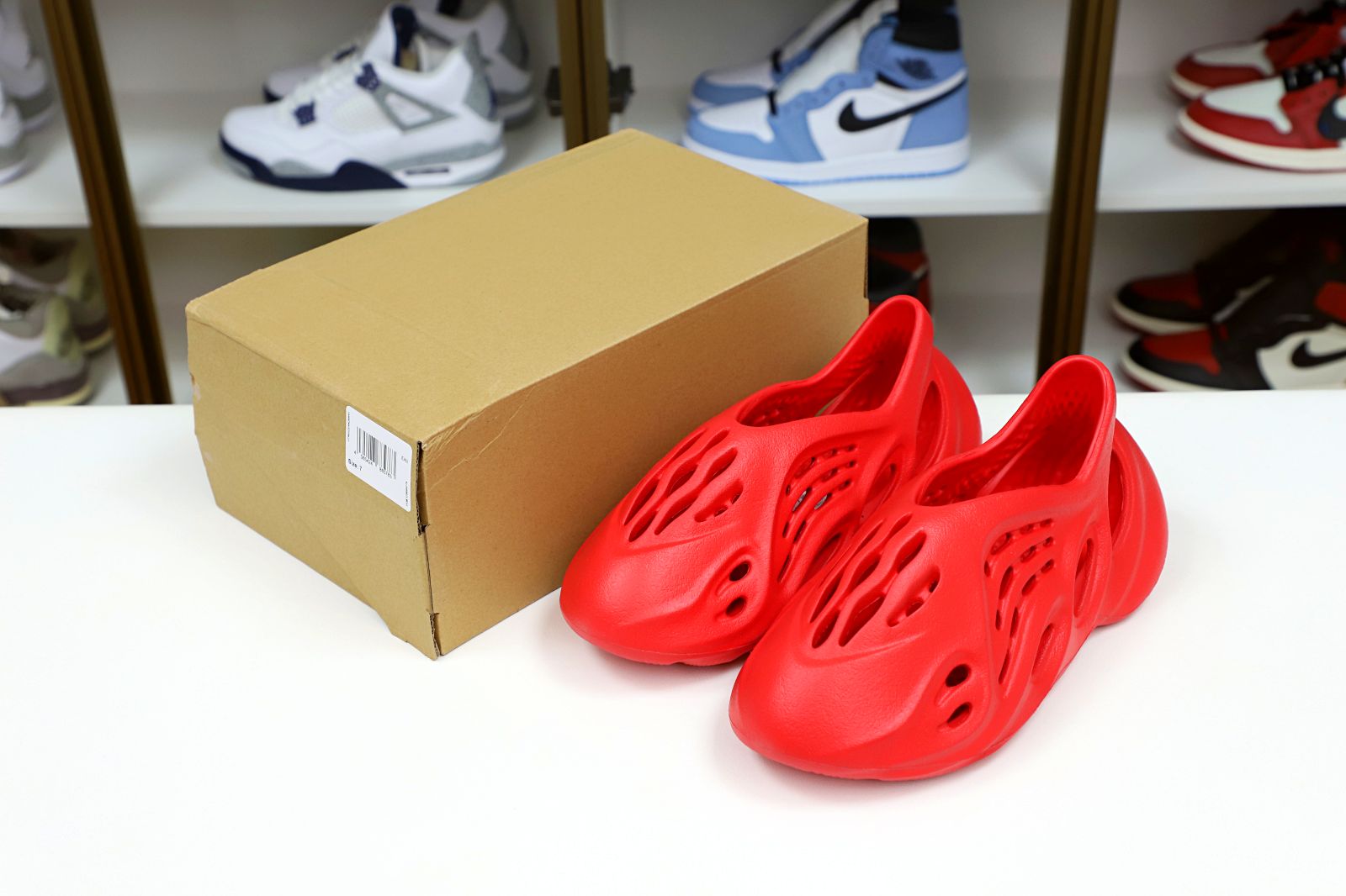 YEEZY FOAM RUNNER 'VERMILION'