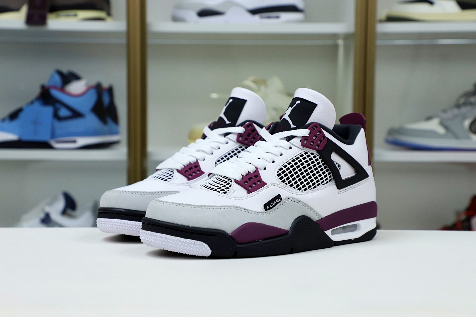 AIR JORDAN PARIS SAINT-GERMAIN X AIR JORDAN 4 RETRO 'BORDEAUX'