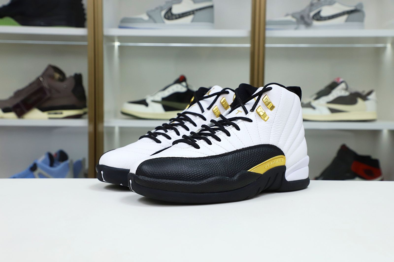 AIR JORDAN 12 RETRO 'ROYALTY'