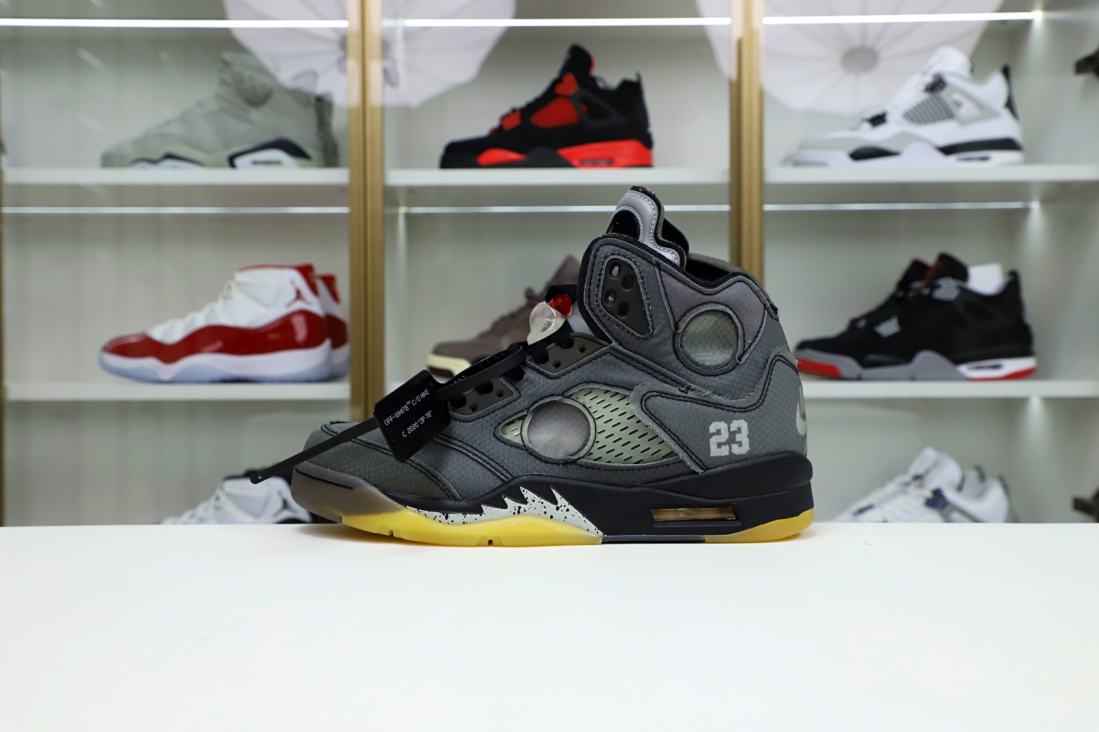 OFF-WHITE X AIR JORDAN 5 RETRO SP 'MUSLIN'