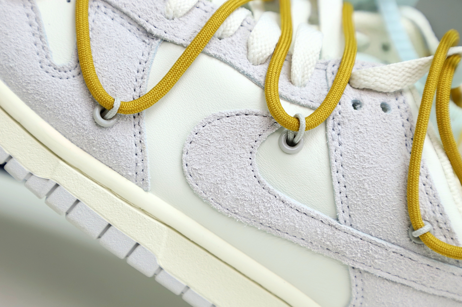 NIKE DUNK LOW OFF-WHITE LOT 37