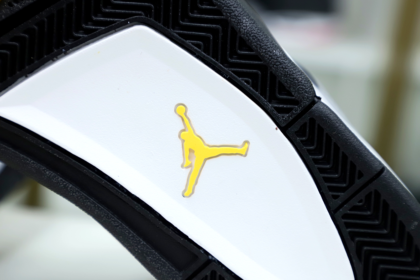 AIR JORDAN 4 RETRO 'COOL GREY' 2019