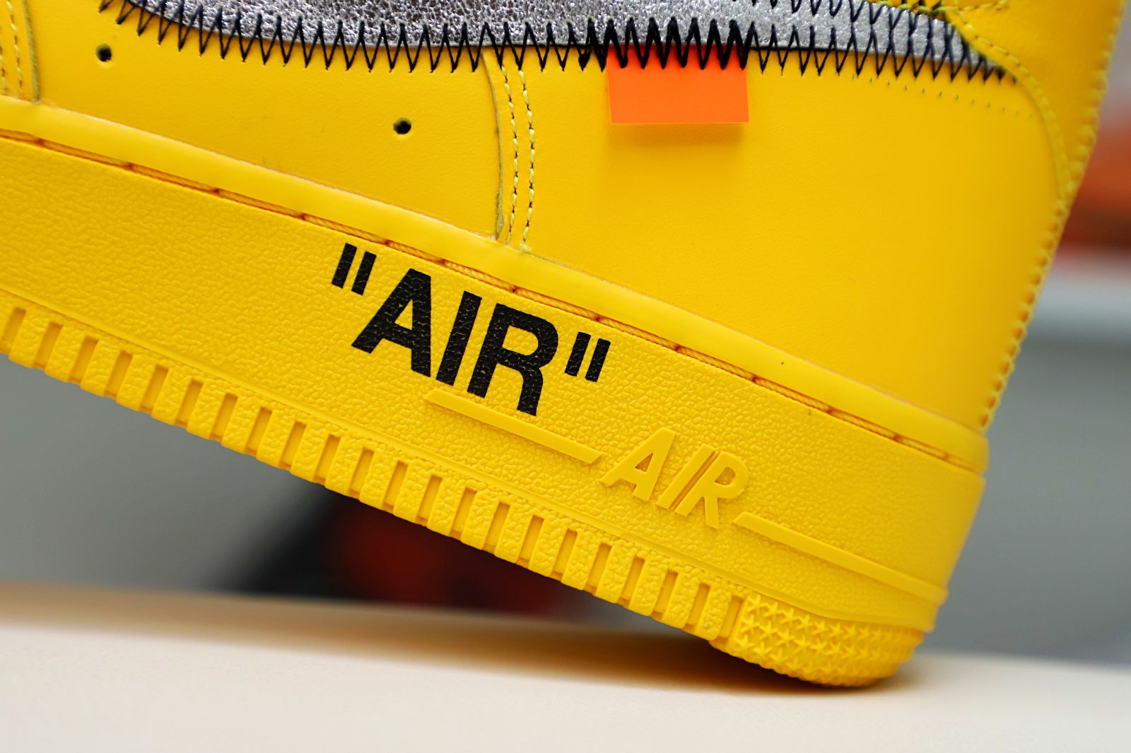 OFF-WHITE X AIR FORCE 1 LOW 'LEMONADE'