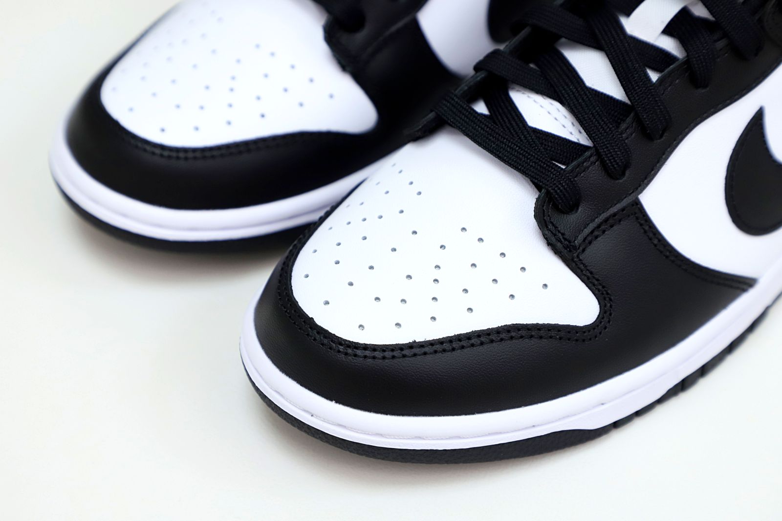 DUNK LOW PANDA 'BLACK WHITE'