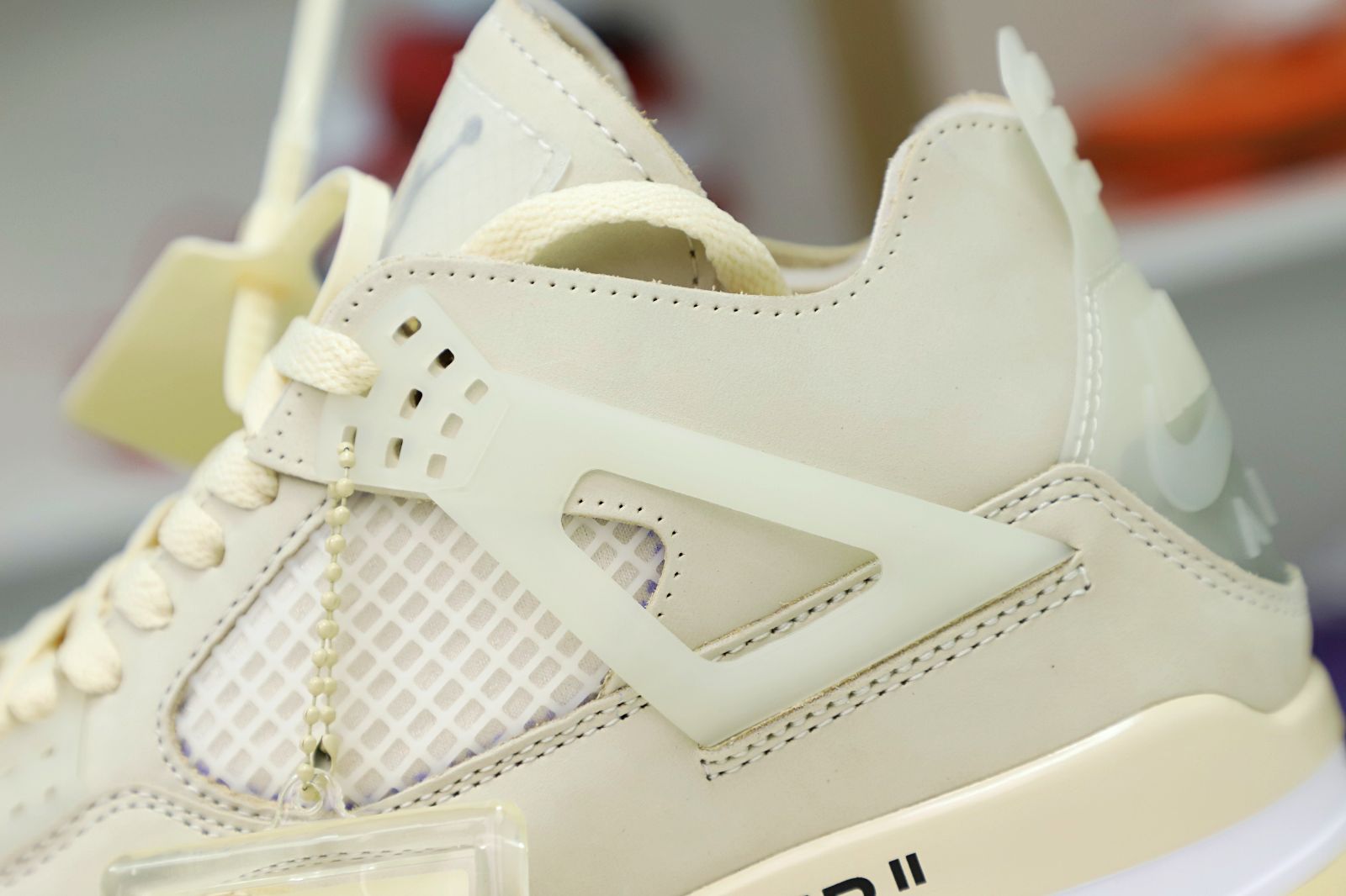 AIR JORDAN OFF-WHITE X WMNS AIR JORDAN 4 SP 'SAIL'