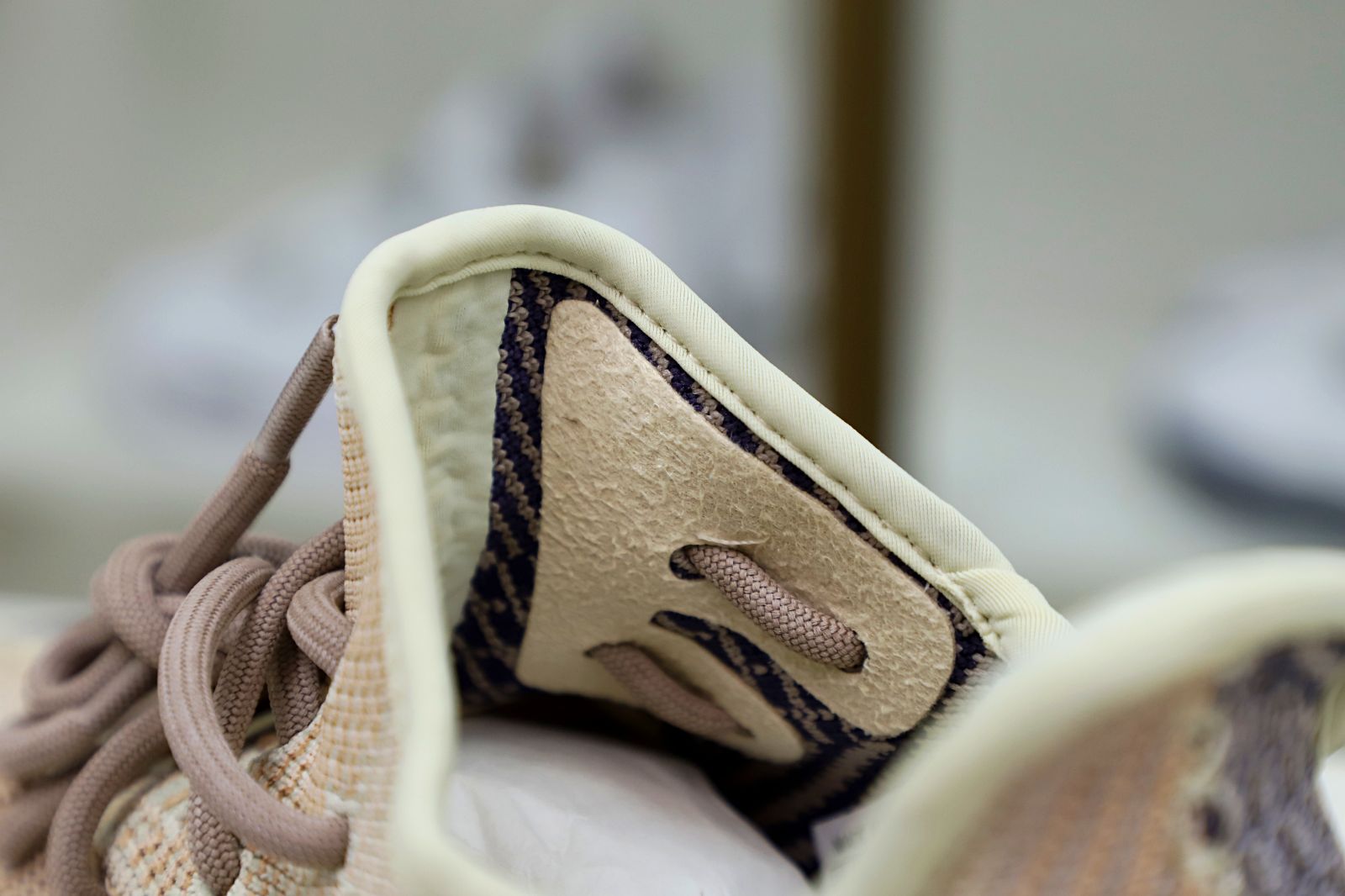 YEEZY BOOST 350 V2 'ASH PEARL'