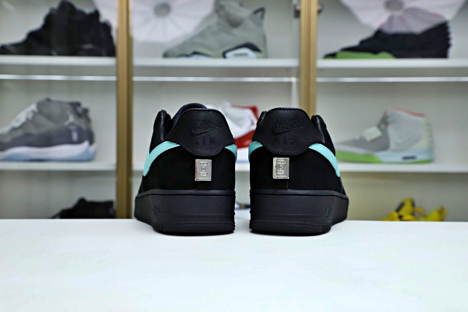 TIFFANY & CO. x Nike Air Force 1 Low 