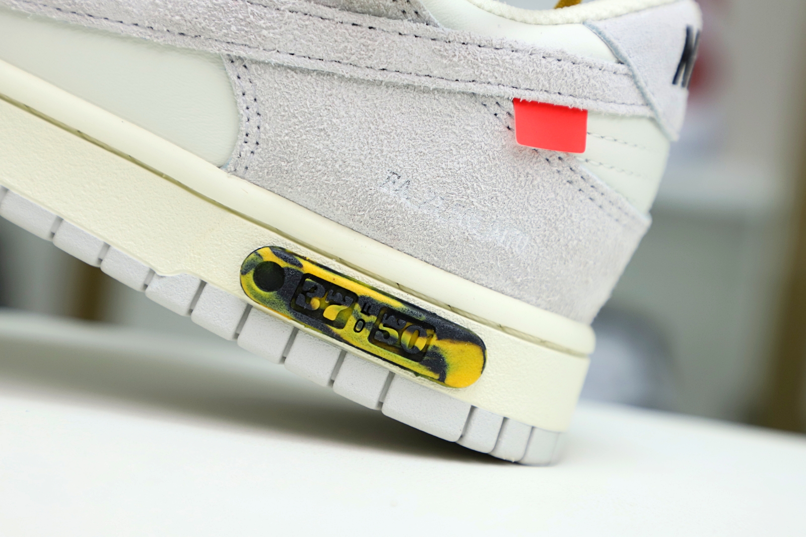 NIKE DUNK LOW OFF-WHITE LOT 37