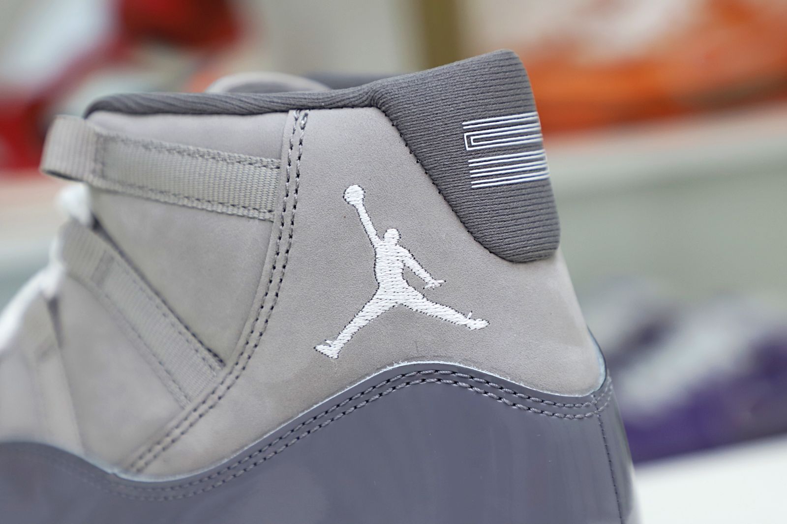 AIR JORDAN 11 RETRO 'COOL GREY' 2021