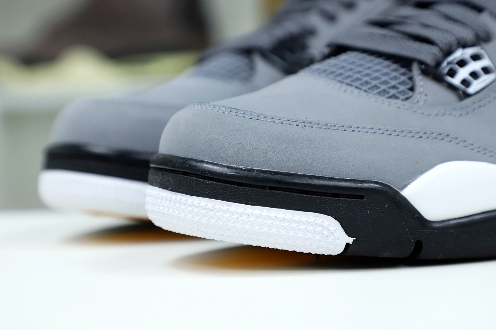 AIR JORDAN 4 RETRO 'COOL GREY' 2019