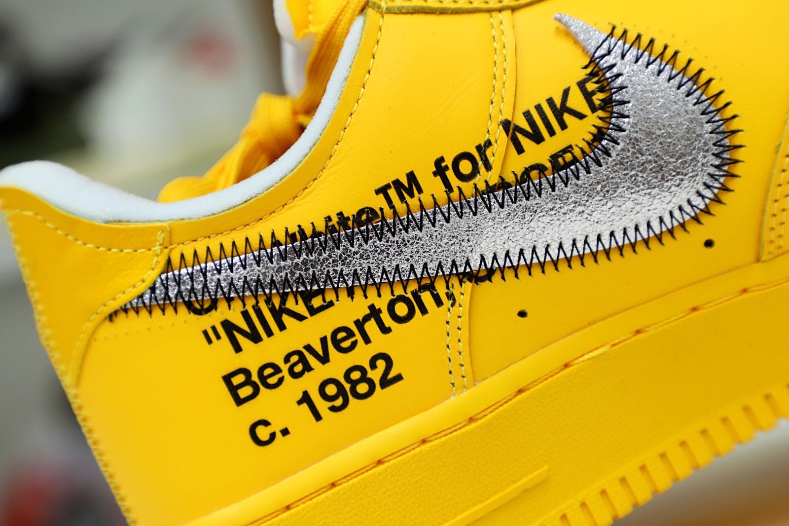 OFF-WHITE X AIR FORCE 1 LOW 'LEMONADE'