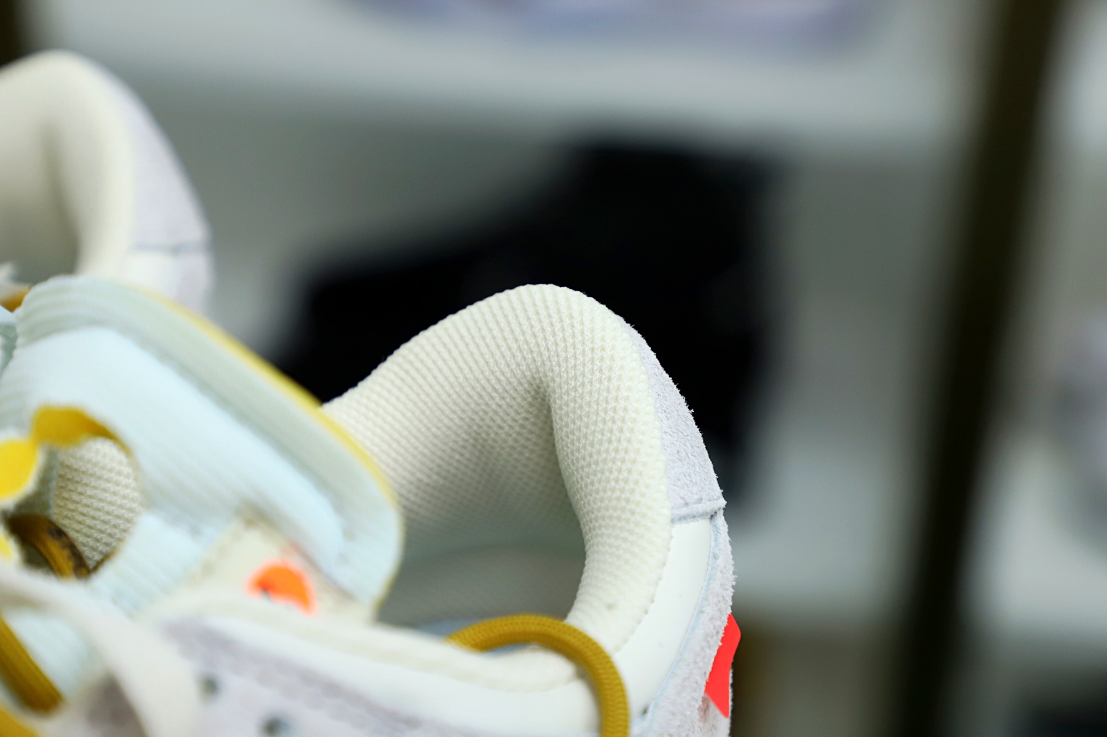 NIKE DUNK LOW OFF-WHITE LOT 37