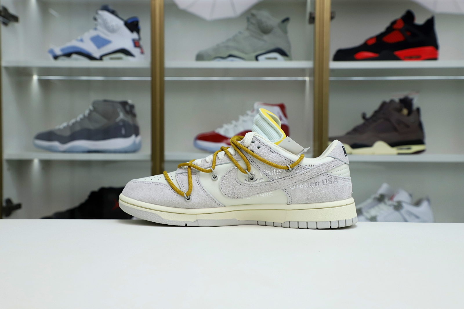 NIKE DUNK LOW OFF-WHITE LOT 37