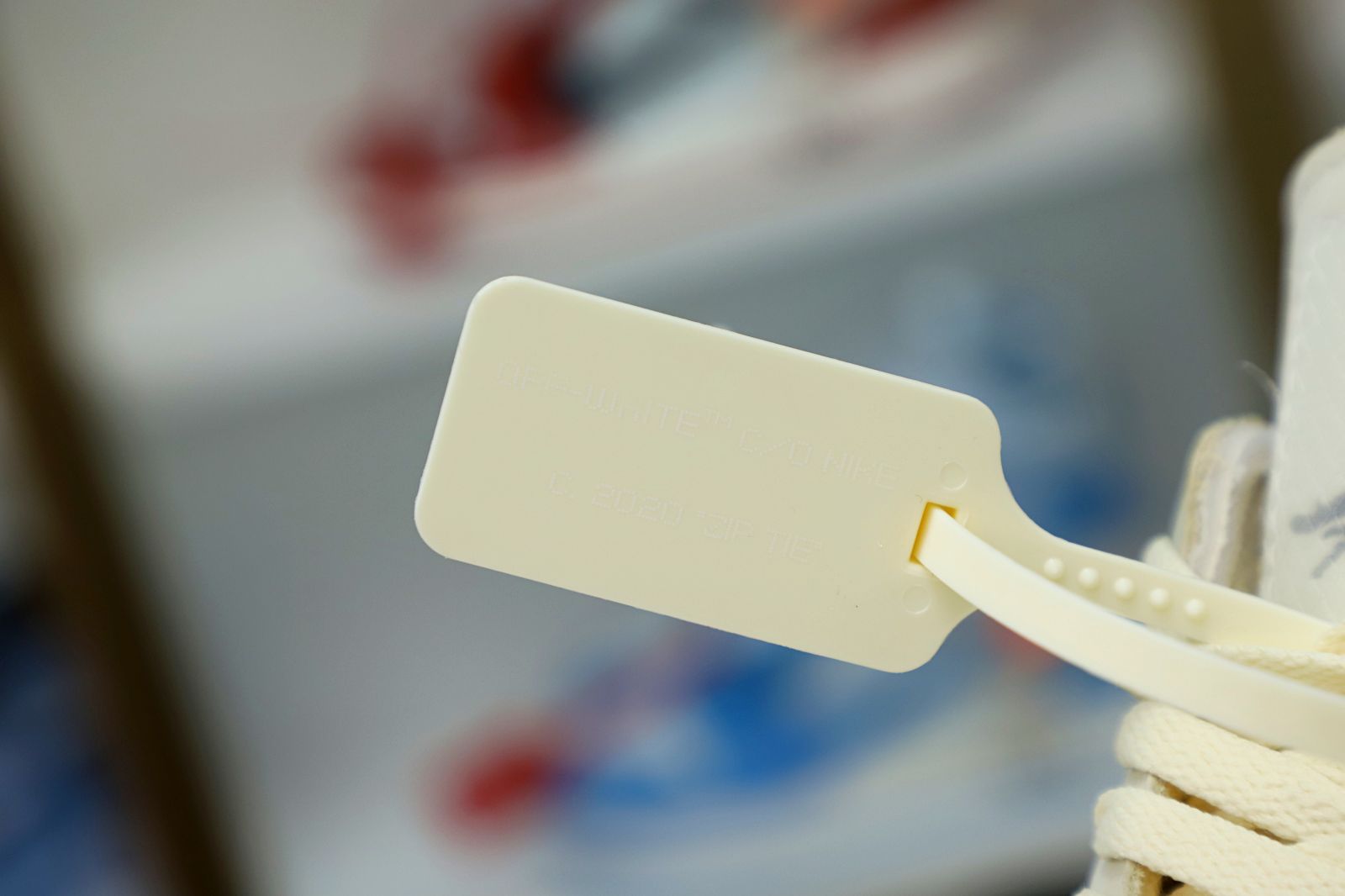 AIR JORDAN OFF-WHITE X WMNS AIR JORDAN 4 SP 'SAIL'