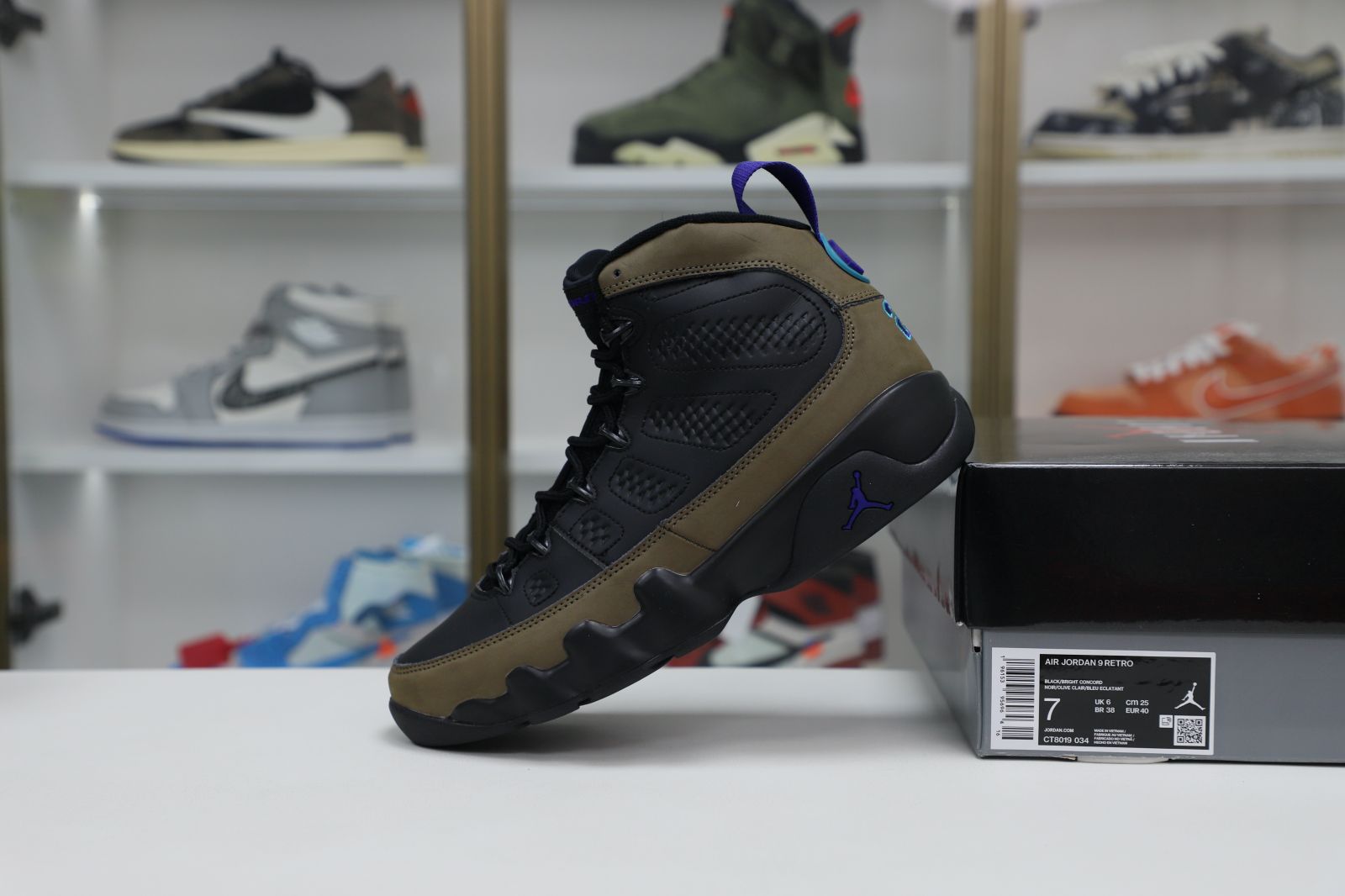 Air Jordan 9