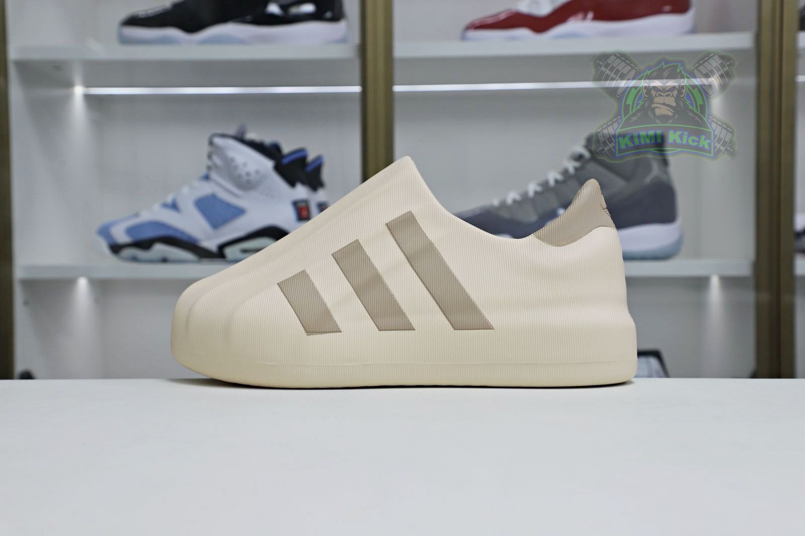 adidas original AdiFOM Superstar