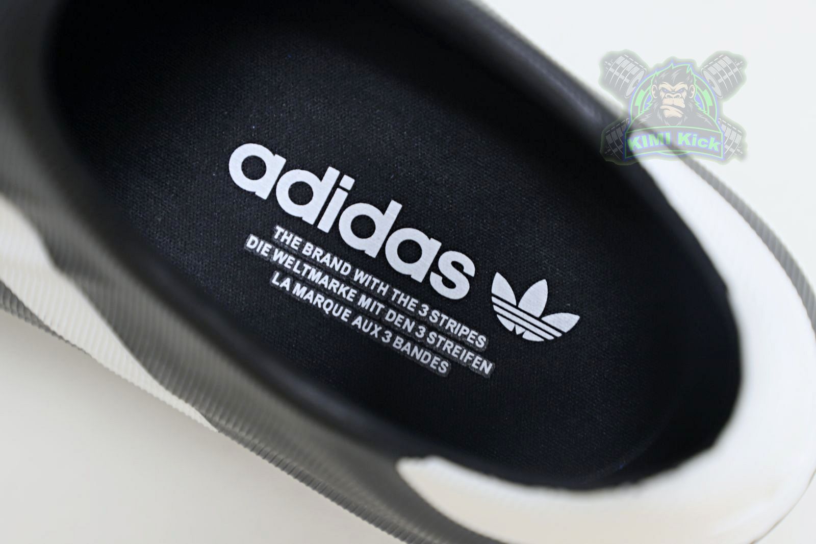 adidas original AdiFOM Superstar