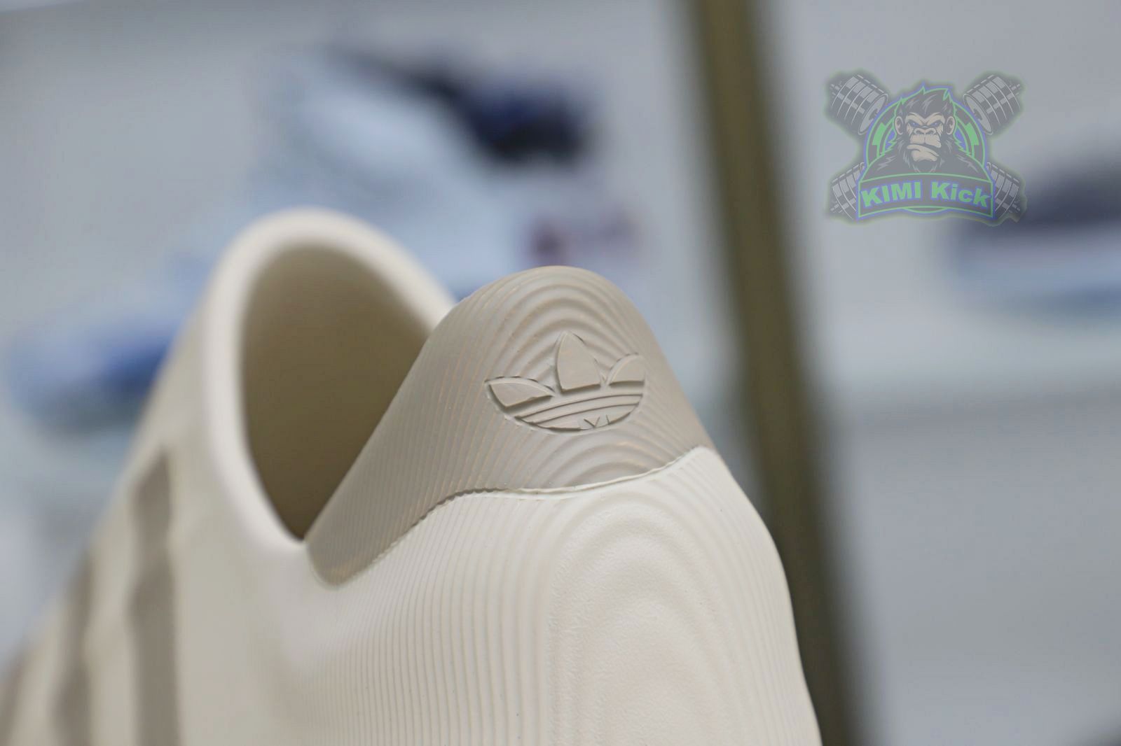 adidas original AdiFOM Superstar