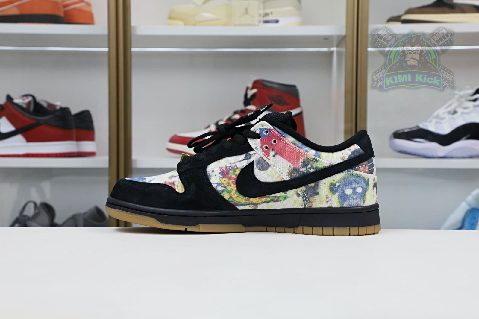 Supreme xNike SB DunkLow