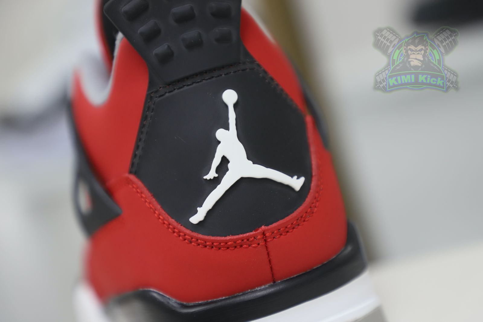 Jordan Air Jordan4 RetroToro Bravo