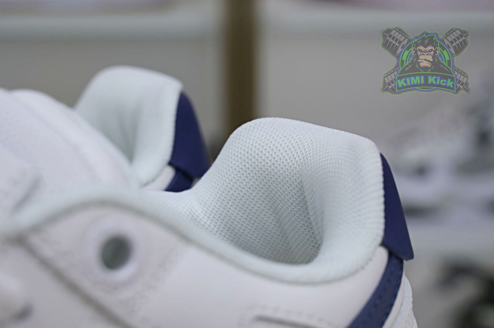 OFF-WHITE Ous Of Office