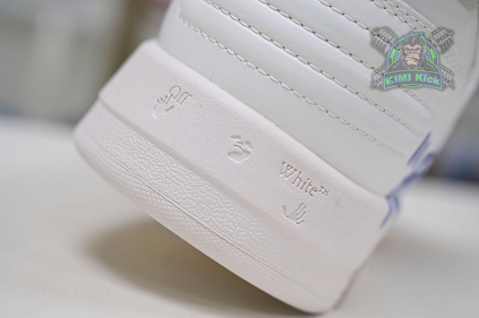 OFF-WHITE Ous Of Office