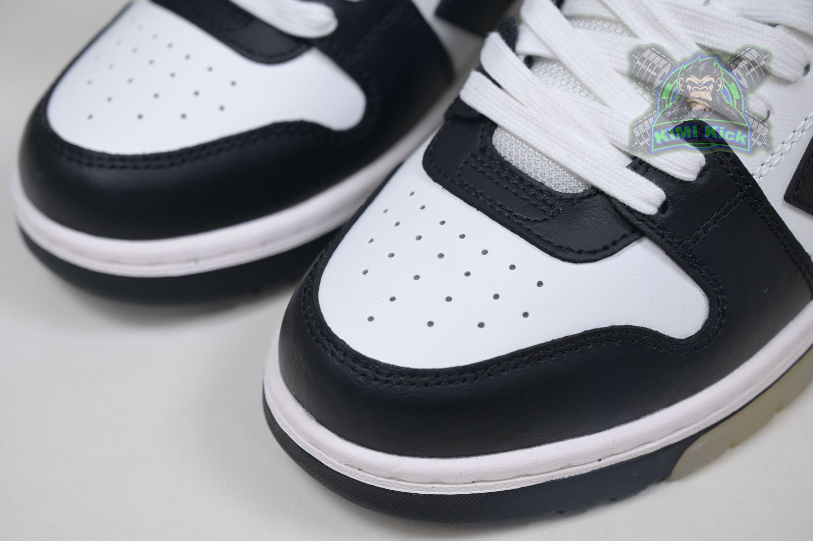 OFF-WHITE Ous Of Office