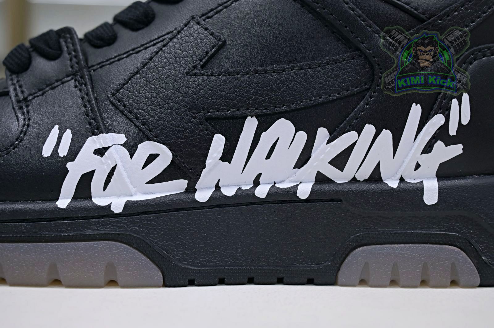 OFF-WHITE Ous Of Office