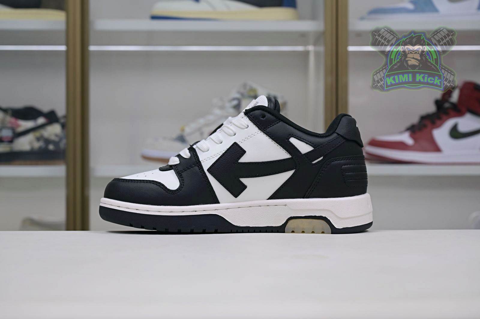 OFF-WHITE Ous Of Office